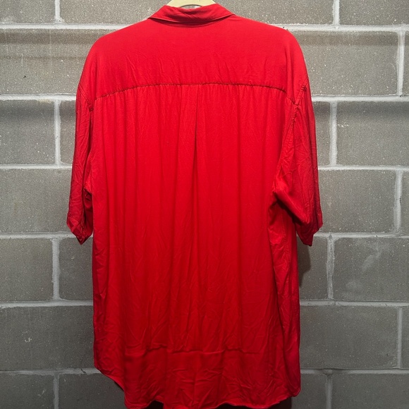 Perry Ellis Button-Up - Picture 5 of 5